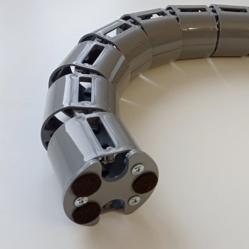 КАБЕЛЬ КАНАЛ ДЛЯ ПРОВОДОВ ПИСЬМЕННОГО СТОЛА ГИБКИЙ ВЕРТИКАЛЬНЫЙ А-740G СЕРЫЙ С МАЛЫМ МЕТАЛЛИЧЕСКИМ ОСНОВАНИЕМ