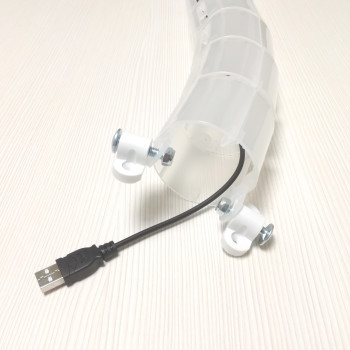 КАБЕЛЬ КАНАЛ ДЛЯ ПРОВОДОВ ПИСЬМЕННОГО СТОЛА ГИБКИЙ ВЕРТИКАЛЬНЫЙ А-740TMC БЕСЦВЕТНЫЙ С МАЛЫМ МЕТАЛЛИЧЕСКИМ ОСНОВАНИЕМ