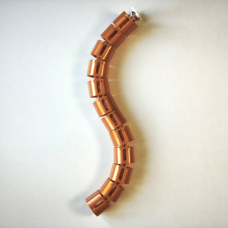 КАНАЛ ДЛЯ ПРОВОДОВ СТОЛА ГИБКИЙ COLOR DESK A-740 (МОД.2) ЗОЛОТОЙ МЕТАЛЛИК БЕЗ МЕТАЛЛИЧЕСКОГО ОСНОВАНИЯ