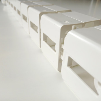 КАБЕЛЬ КАНАЛ К-740W (МОД.2) БЕЛЫЙ КВАДРАТНЫЙ БЕЗ МЕТАЛЛИЧЕСКОГО ОСНОВАНИЯ