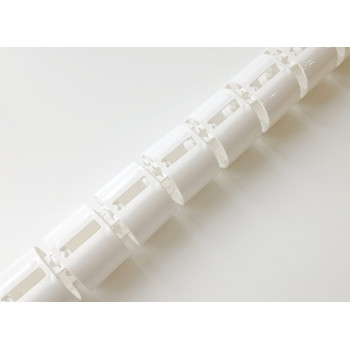 КАНАЛ ДЛЯ ПРОВОДОВ ПИСЬМЕННОГО СТОЛА ГИБКИЙ ВЕРТИКАЛЬНЫЙ А-740-Б (140-1) БЕЛЫЙ С БОЛЬШИМ МЕТАЛ. ОСНОВАНИЕМ 6