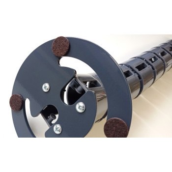 КАНАЛ ДЛЯ ПРОВОДОВ ПИСЬМЕННОГО СТОЛА ГИБКИЙ ВЕРТИКАЛЬНЫЙ А-740-ГР (140-1) ГРАФИТ С БОЛЬШИМ МЕТАЛ. ОСНОВАНИЕМ 8