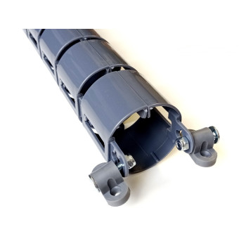 КАНАЛ ДЛЯ ПРОВОДОВ ПИСЬМЕННОГО СТОЛА ГИБКИЙ ВЕРТИКАЛЬНЫЙ А-740-ГР (140-1) ГРАФИТ С БОЛЬШИМ МЕТАЛ. ОСНОВАНИЕМ 2